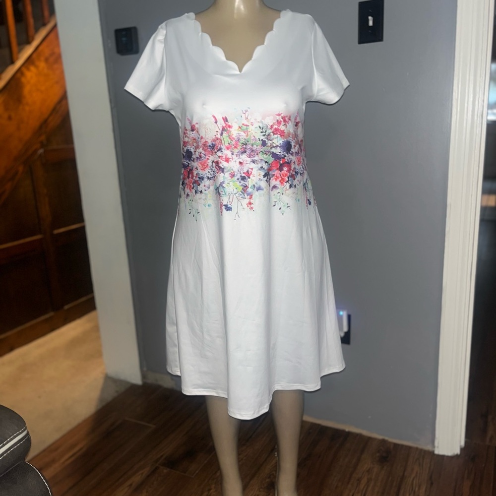 NWT Just Fashion Now floral dress - XL